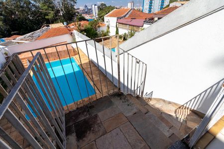 Casa à venda com 460m², 3 quartos e 6 vagasVaranda - Escada