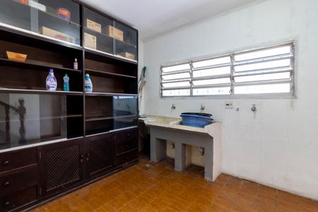 Casa à venda com 460m², 3 quartos e 6 vagasÁrea de Serviço