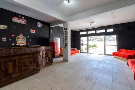 Casa à venda com 460m², 3 quartos e 6 vagasÁrea comum - Salão de festas