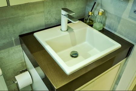 Apartamento à venda com 68m², 2 quartos e 1 vaga Apartamento à venda com 68m², 2 quartos e 1 vagaBanheiro da Suíte
