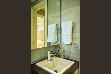 Apartamento à venda com 68m², 2 quartos e 1 vaga Apartamento à venda com 68m², 2 quartos e 1 vagaBanheiro da Suíte