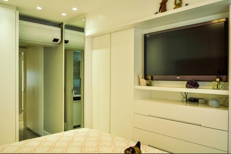Apartamento à venda com 68m², 2 quartos e 1 vaga Apartamento à venda com 68m², 2 quartos e 1 vagaSuíte