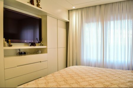 Apartamento à venda com 68m², 2 quartos e 1 vaga Apartamento à venda com 68m², 2 quartos e 1 vagaSuíte