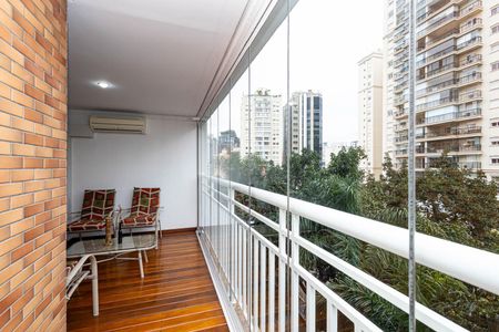 Apartamento para alugar com 77m², 2 quartos e 1 vaga Apartamento para alugar com 77m², 2 quartos e 1 vagaVaranda