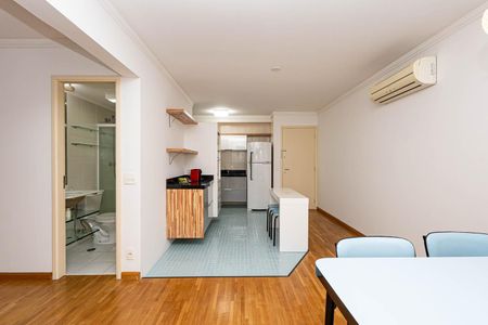 Apartamento para alugar com 77m², 2 quartos e 1 vaga Apartamento para alugar com 77m², 2 quartos e 1 vagaSala