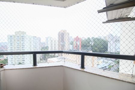 Apartamento à venda com 130m², 3 quartos e 4 vagasVaranda - Suíte