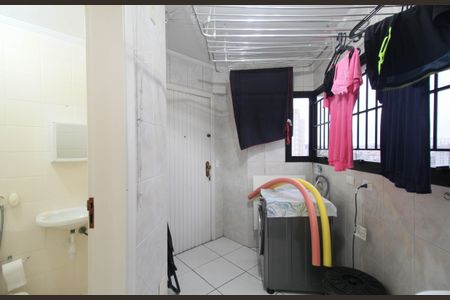 Apartamento à venda com 130m², 3 quartos e 4 vagasÁrea de Serviço