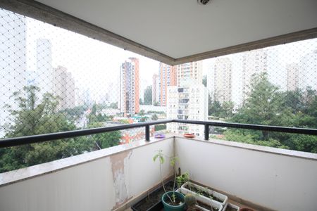 Apartamento à venda com 130m², 3 quartos e 4 vagasVaranda Sala