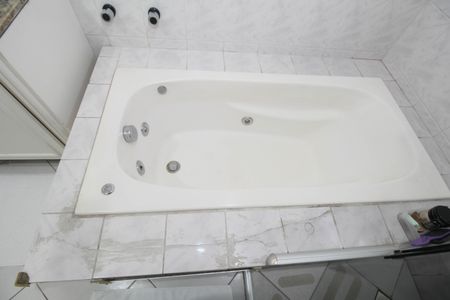 Apartamento à venda com 130m², 3 quartos e 4 vagasBanheiro 2