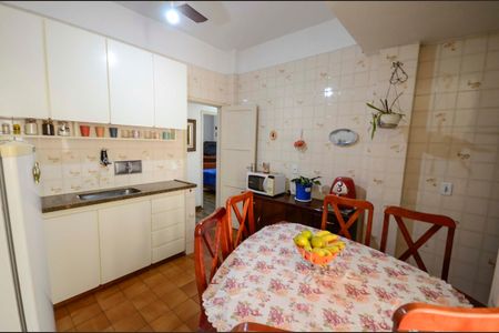 Apartamento à venda com 75m², 2 quartos e 1 vagaCozinha