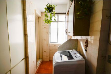 Apartamento à venda com 75m², 2 quartos e 1 vagaÁrea de Serviço