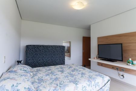 Casa de condomínio à venda com 295m², 2 quartos e 4 vagas Casa de condomínio à venda com 295m², 2 quartos e 4 vagasSuíte 1