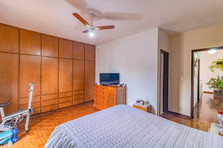 Casa à venda com 550m², 3 quartos e 4 vagasQuarto 3