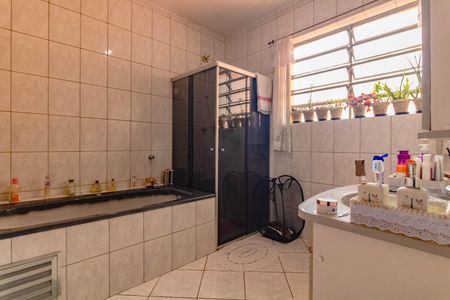 Casa à venda com 550m², 3 quartos e 4 vagasBanheiro