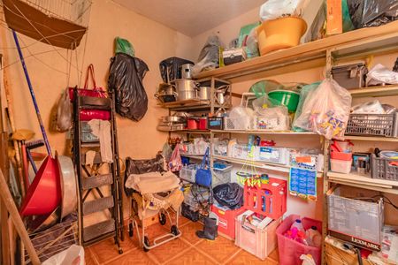 Casa à venda com 550m², 3 quartos e 4 vagasQuarto de Serviço