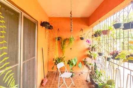 Casa à venda com 550m², 3 quartos e 4 vagasVaranda - Quarto 2