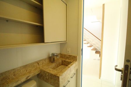 Apartamento à venda com 114m², 2 quartos e 1 vagaBanheiro Suíte Canadense 