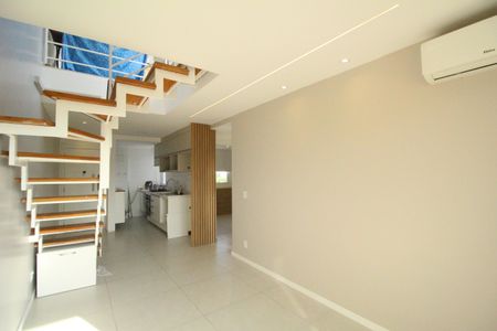 Apartamento à venda com 114m², 2 quartos e 1 vagaSala