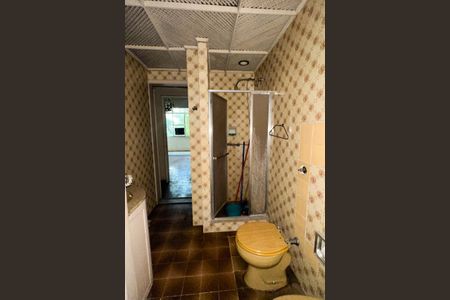 Apartamento à venda com 155m², 4 quartos e 1 vagaBanheiro Social 02