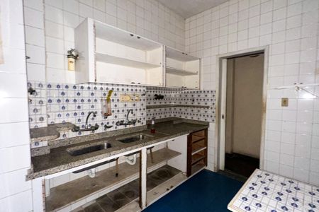 Apartamento à venda com 155m², 4 quartos e 1 vagaCozinha