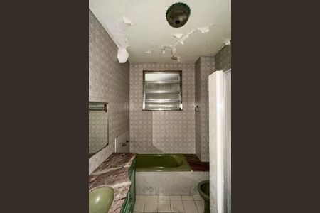 Apartamento à venda com 155m², 4 quartos e 1 vagaBanheiro Social