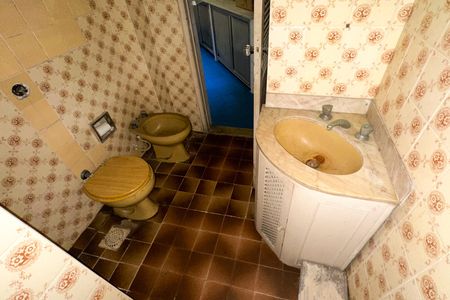 Apartamento à venda com 155m², 4 quartos e 1 vagaBanheiro Social 02