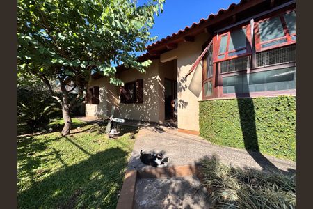 Casa à venda com 159m², 3 quartos e 2 vagasÁrea Externa