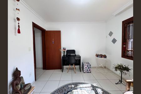 Casa à venda com 159m², 3 quartos e 2 vagasEscritório