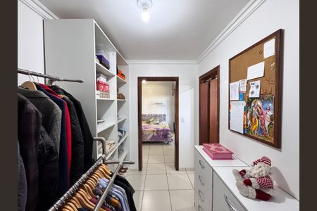Casa à venda com 159m², 3 quartos e 2 vagasCloset 