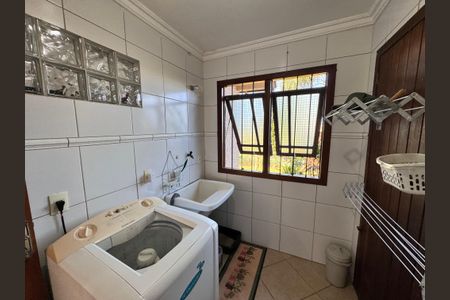 Casa à venda com 159m², 3 quartos e 2 vagasÁrea de Serviço