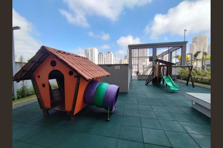 Apartamento à venda com 72m², 2 quartos e 1 vaga Apartamento à venda com 72m², 2 quartos e 1 vagaÁrea comum - Playground