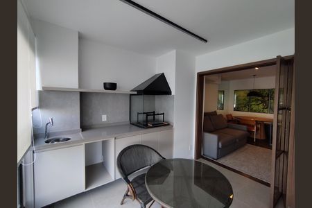 Apartamento à venda com 72m², 2 quartos e 1 vaga Apartamento à venda com 72m², 2 quartos e 1 vagaVaranda gourmet