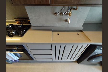 Apartamento à venda com 72m², 2 quartos e 1 vaga Apartamento à venda com 72m², 2 quartos e 1 vagaÁrea de Serviço