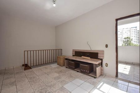 Casa para alugar com 150m², 3 quartos e 2 vagas Casa para alugar com 150m², 3 quartos e 2 vagasSala 2