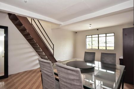 Casa para alugar com 150m², 3 quartos e 2 vagas Casa para alugar com 150m², 3 quartos e 2 vagasSala 1