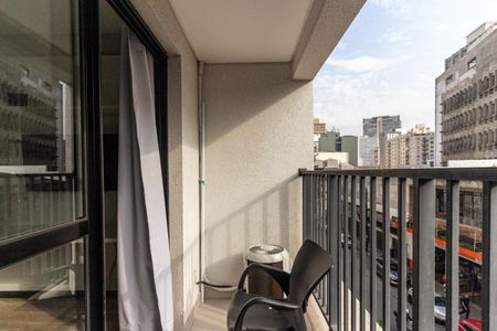 Studio à venda com 24m², 1 quarto e sem vaga Studio à venda com 24m², 1 quarto e sem vagaVaranda