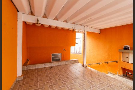 Casa à venda com 101m², 1 quarto e 1 vagaGaragem