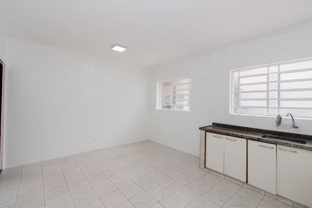 Casa à venda com 330m², 4 quartos e 4 vagasCozinha