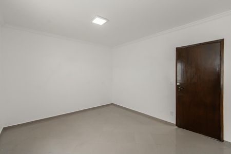 Casa à venda com 330m², 4 quartos e 4 vagasSuite