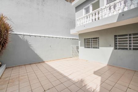 Casa à venda com 330m², 4 quartos e 4 vagasQuintal
