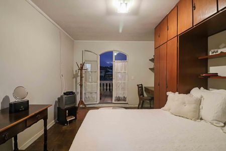 Casa para alugar com 218m², 3 quartos e 2 vagas Casa para alugar com 218m², 3 quartos e 2 vagasSuíte 2