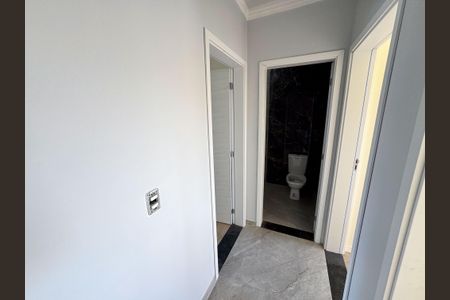 Casa à venda com 152m², 3 quartos e 3 vagasCorredor