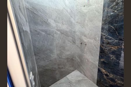 Casa à venda com 152m², 3 quartos e 3 vagasBanheiro Corredor