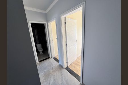 Casa à venda com 152m², 3 quartos e 3 vagasCorredor