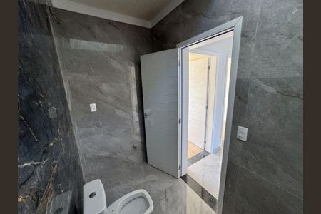 Casa à venda com 152m², 3 quartos e 3 vagasBanheiro Corredor