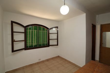 Casa à venda com 225m², 3 quartos e 6 vagasSuíte