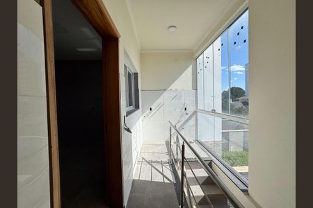 Casa à venda com 152m², 3 quartos e 2 vagas Casa à venda com 152m², 3 quartos e 2 vagasSacada