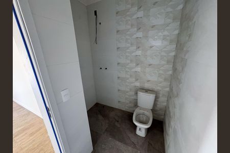 Casa à venda com 152m², 3 quartos e 2 vagas Casa à venda com 152m², 3 quartos e 2 vagasBanheiro da Suíte