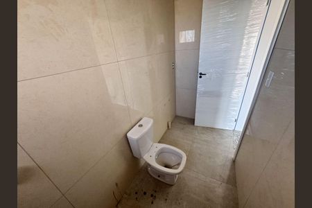 Casa à venda com 129m², 3 quartos e 2 vagasBanheiro do Quarto