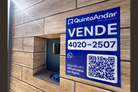 Casa à venda com 129m², 3 quartos e 2 vagasPlaca